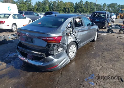 2019 Volkswagen Jetta 1.4T R-Line/1.4T S/1.4T Se from USA, damaged, VIN 3VWC57BU2KM114103
